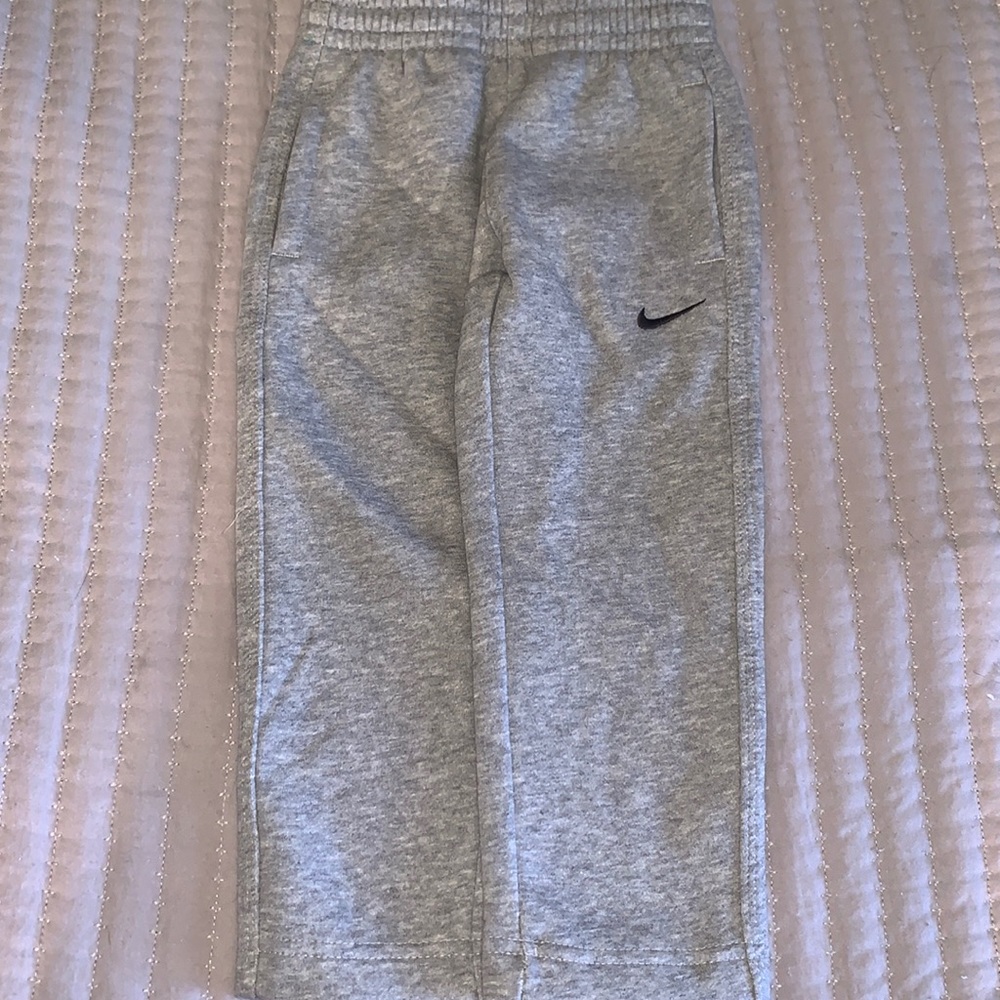 Nike Toddler Boys Heather Grey Sweats (Size 2T) - Never Worn!